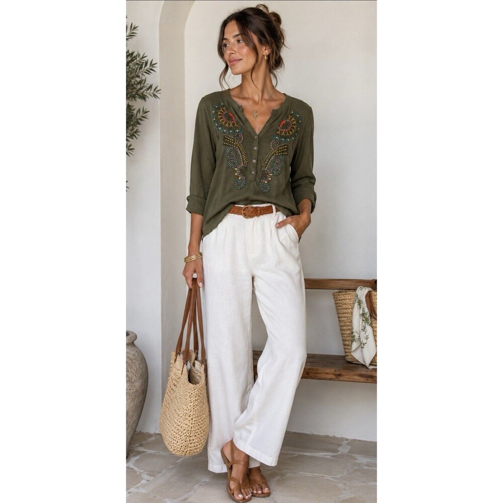 Anthropologie AKEMI + KIN Women's Olive green Cotton Embroidered Boho Blouse M